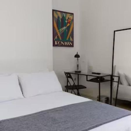 פרסטון Stylish Double Room In City Centre - Shared Bathroom - Parking מראה חיצוני תמונה
